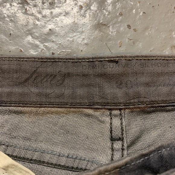 Levi’s Nickel Grey Demi Curve 26x32 Jeans - Picture 6 of 11